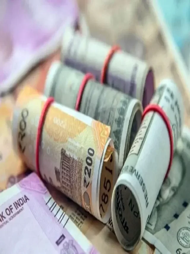 धन का क्या अर्थ और महत्व दीपावली पर जानें