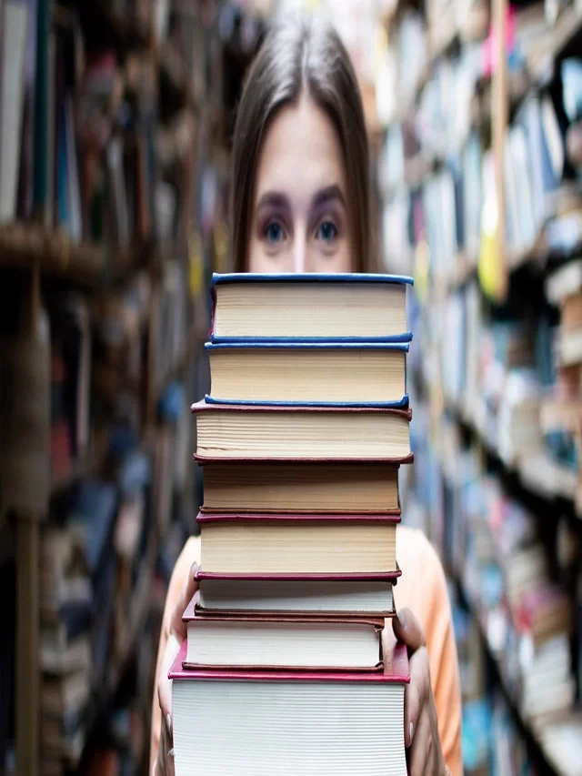 पुस्तकों में छिपा खजाना