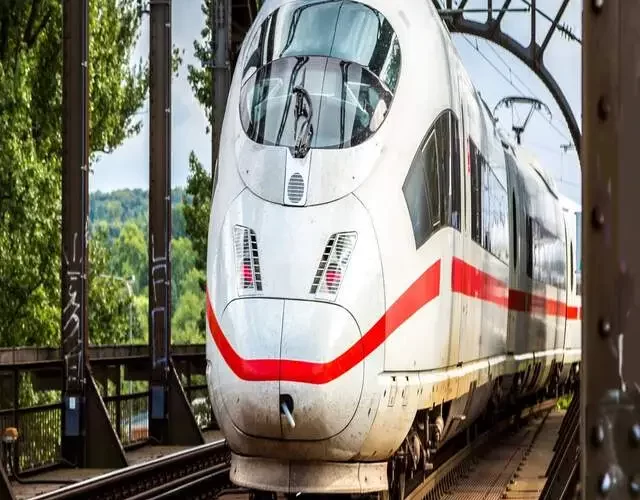 Follow tips for Travel on Happiness express train